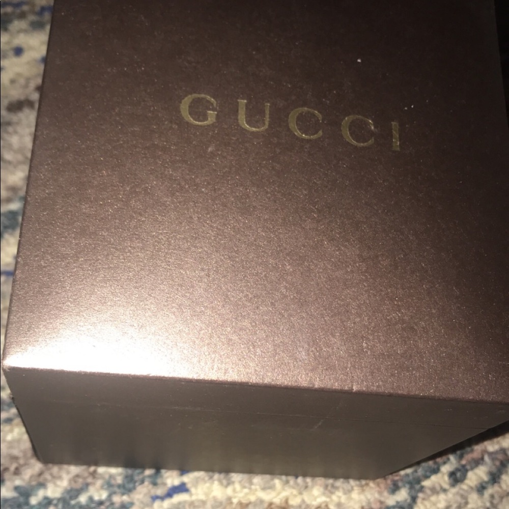 Women Gucci watch